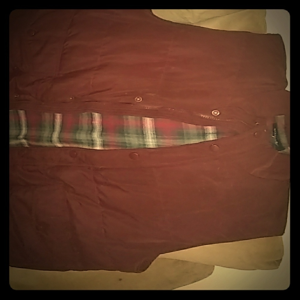 Im selling my bubble vest,and leather jacket.